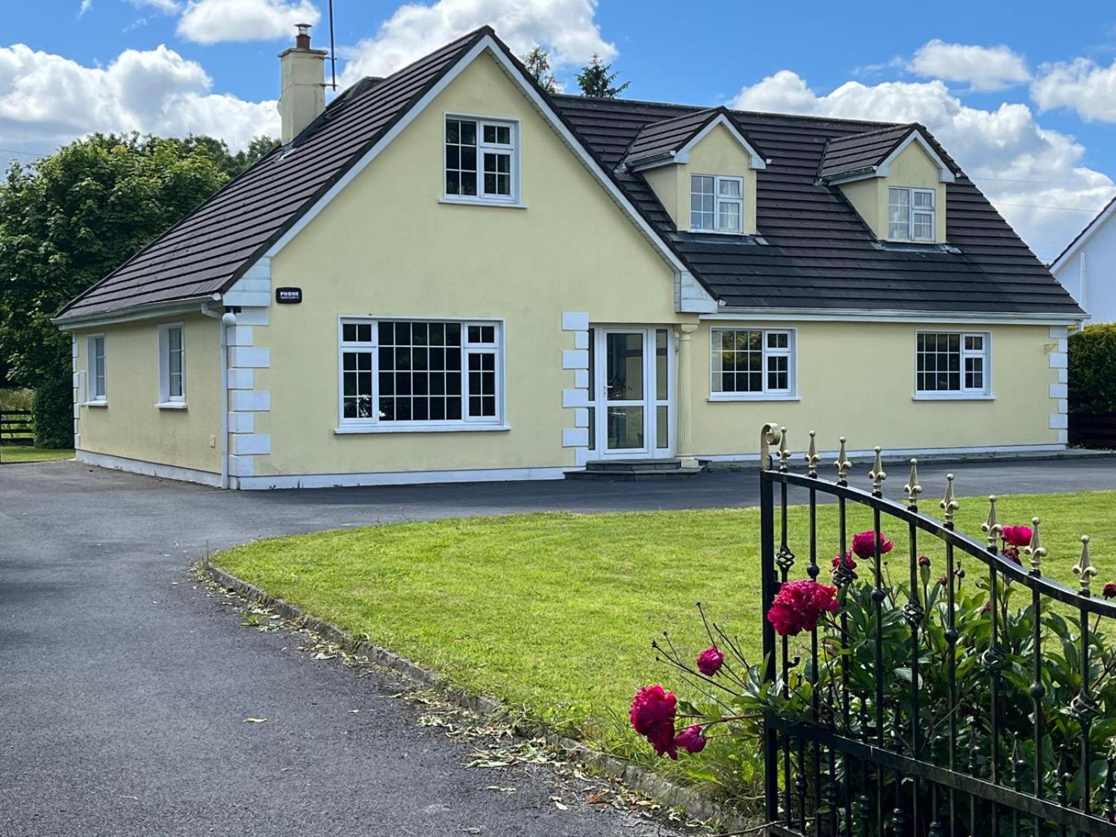 Oughterard Homeshare Killarone Екстер'єр фото